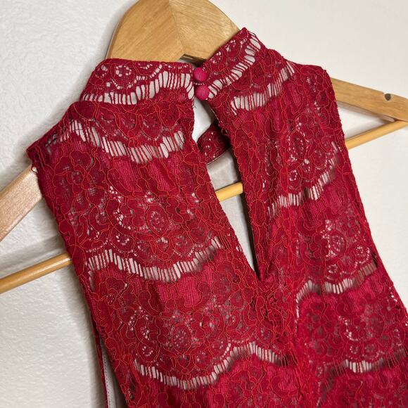 Love, Fire Red Sleeveless Lace Blouse Small - Picture 6 of 9